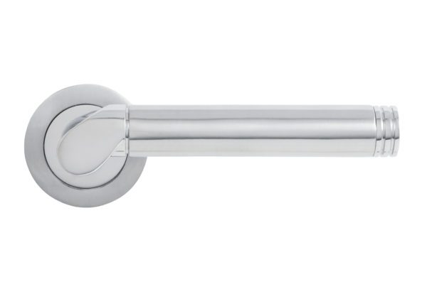 Eclipse Como Designer Lever On Rose Door Handle Set - Image 3